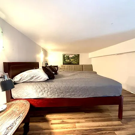 Loftapart Апартаменти *